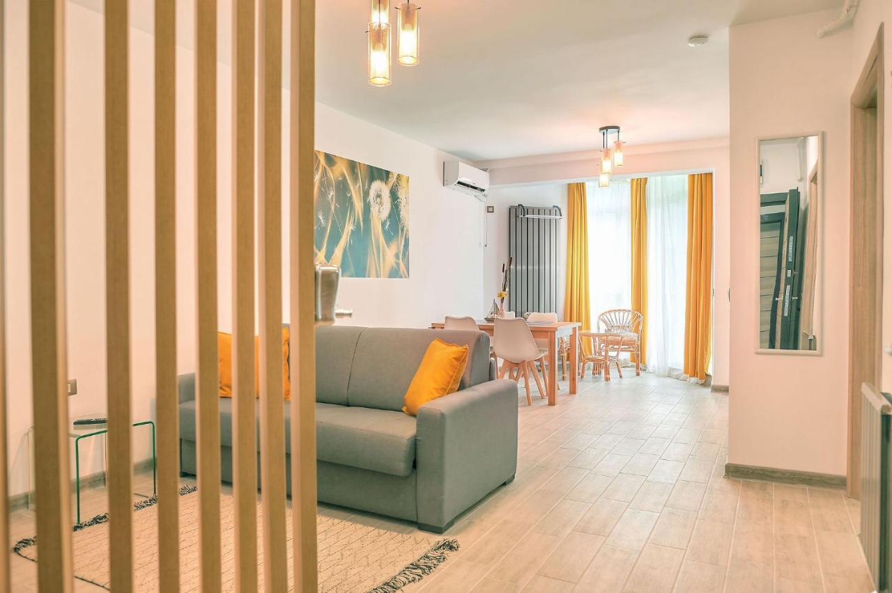 Opal Luxury Apartment 92 Spa N Pool Beach Resort Navodari Ngoại thất bức ảnh
